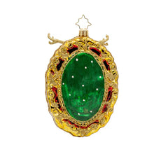 Mantle Majesty Ornament