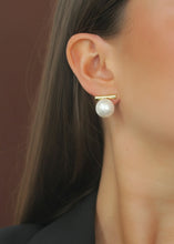 Set the Bar Pearl Studs, Gold