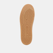 Notice Slide Woven Sneaker