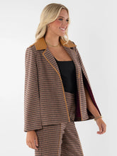 Overlay Cape, Tweed