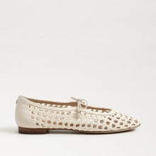 Marcie Mary Jane Flat