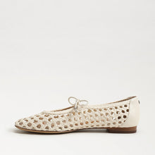 Marcie Mary Jane Flat