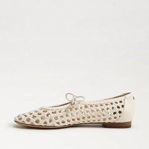 Marcie Mary Jane Flat