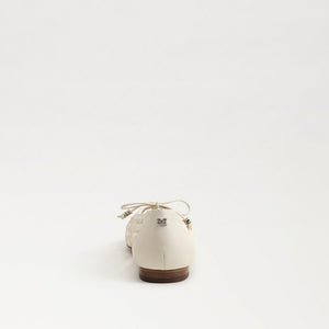 Marcie Mary Jane Flat