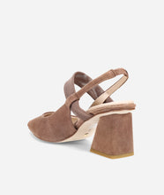 Imelde Slingback Pump