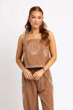 Shell Embroidered Pant