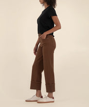 Sienna High Rise Straight Leg Jean