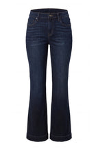 Lucy Bootcut Jean 32" Inseam