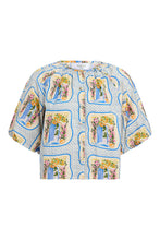 Freda Top, La Puerta Azul