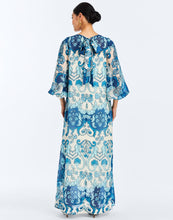 Luzon Gown, Jardin Bleu