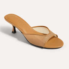Opal Kitten Heel, Whiskey