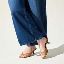 Opal Kitten Heel, Whiskey