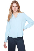 Mist V-Neck Collard Blouse