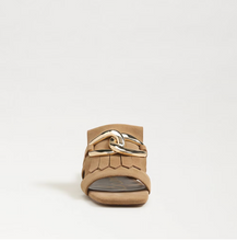 Darby Slide, Camel