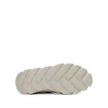 Tura Ballet Platform, Cream