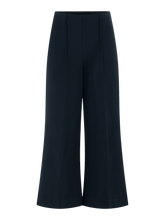 Cropped Piper, Black