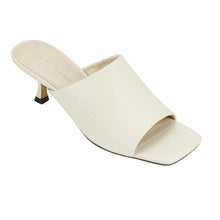 Wren Kitten Heel