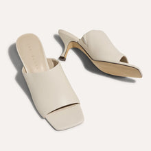 Wren Kitten Heel