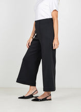 Cropped Piper, Black