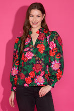 Phoebe Top, Flora