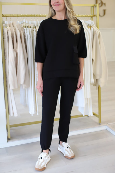 The She's All Set, Black