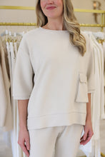 The She's All Set, Beige