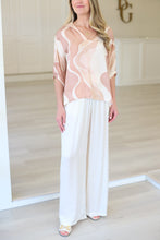 Amara Pant, Champagne