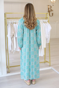 Essia Dress