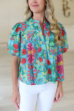 Tropical Pleat Sleeve Top