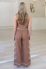 Shell Embroidered Pant