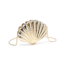 Shell Clutch, Gold
