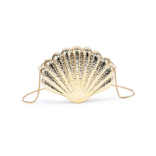 Shell Clutch, Gold