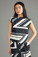 Sadie Top, Jet Noir