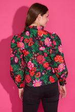 Phoebe Top, Flora