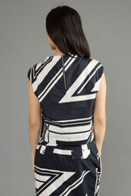 Sadie Top, Jet Noir